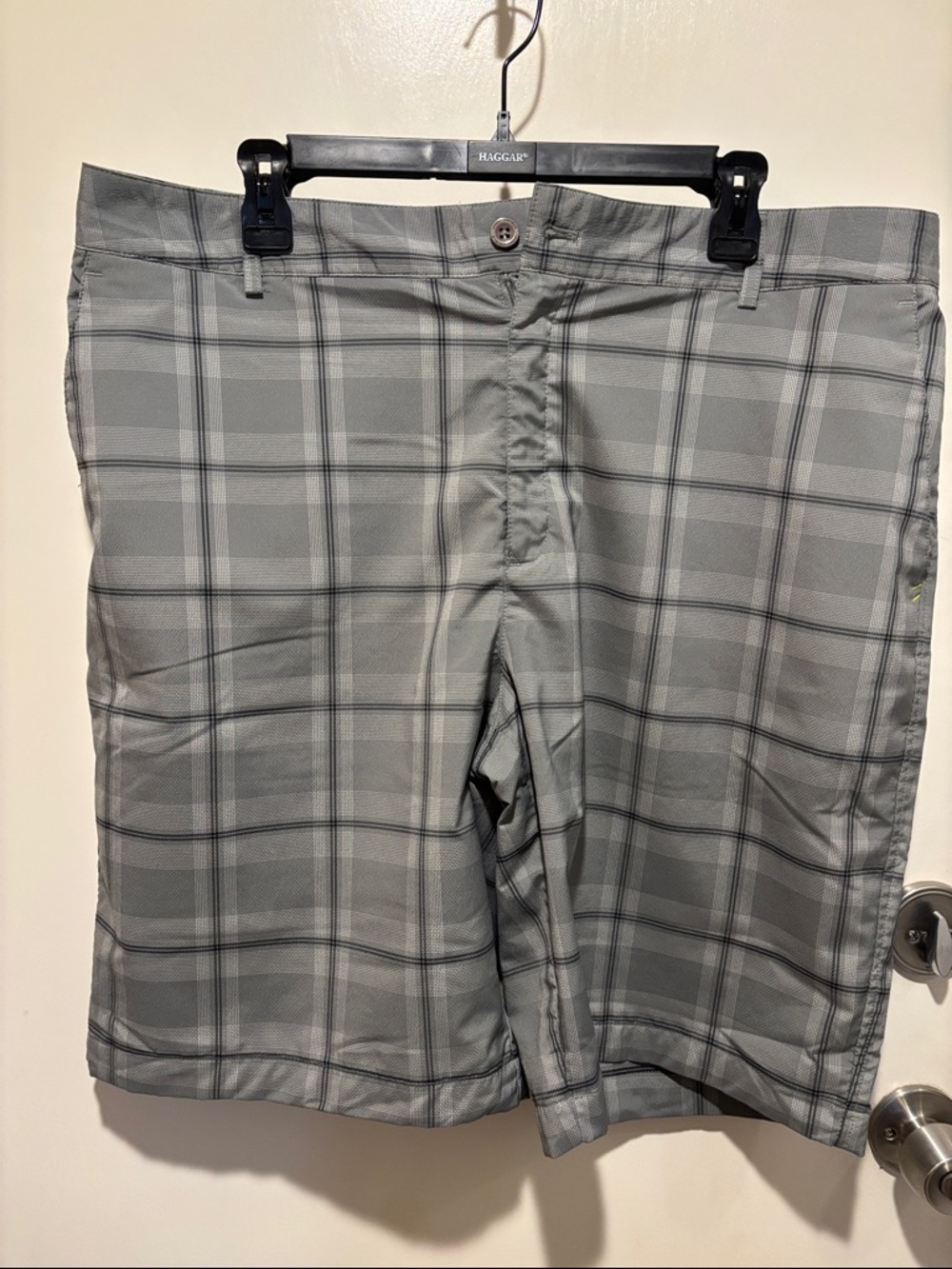 Under Armour Gray Plaid Men's Golf Shorts